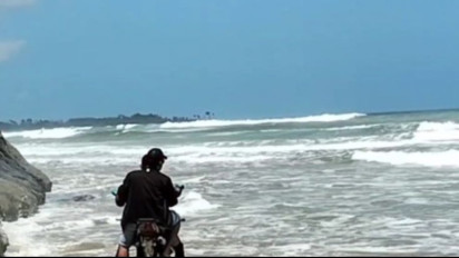 Pemkab Pesisir Barat Lampung Imbau Nelayan Tidak Melaut Selama Gelombang Tinggi