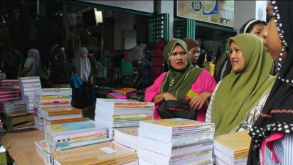 Laris Manis, Perlengkapan Sekolah Diburu Emak-emak, Pedagang: Penjualan Meningkat 50 Persen