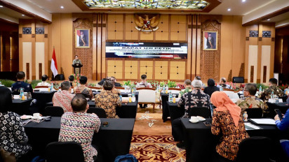 Sekdaprov Jatim: Tingkatkan Kinerja Pemerintah Daerah (Evaluasi Uji Petik EPPD Terhadap LPPD)