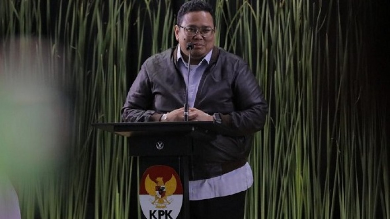 Ketua Bawaslu Sebut Penundaan Pilkada 2024 Sebatas Diskusi di Forum Tertutup
            - galeri foto