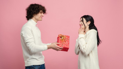 Ada Hadiah Menarik yang Tak Terduga, Ramalan Zodiak Besok Minggu, 16 Juli 2023, Untuk Cancer, Leo, dan Virgo