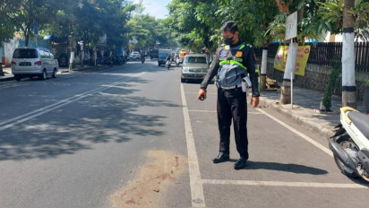 Kecelakaan Beruntun Dua Sepeda Motor dengan Mini Bus di Kota Batu, Tiga Orang Alami Luka Serius
