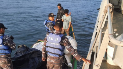 Penyelundupan 64 Koli Baju Bekas dari Malaysia Digagal TNI AL di Kalimantan Utara