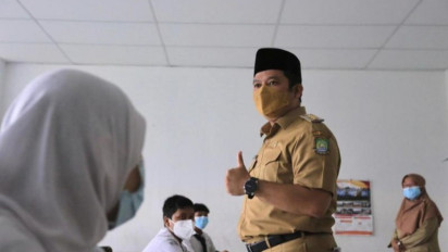 Hari Pertama Sekolah, Wali Kota Tangerang Beri Dispensasi Pegawai Antar Anak