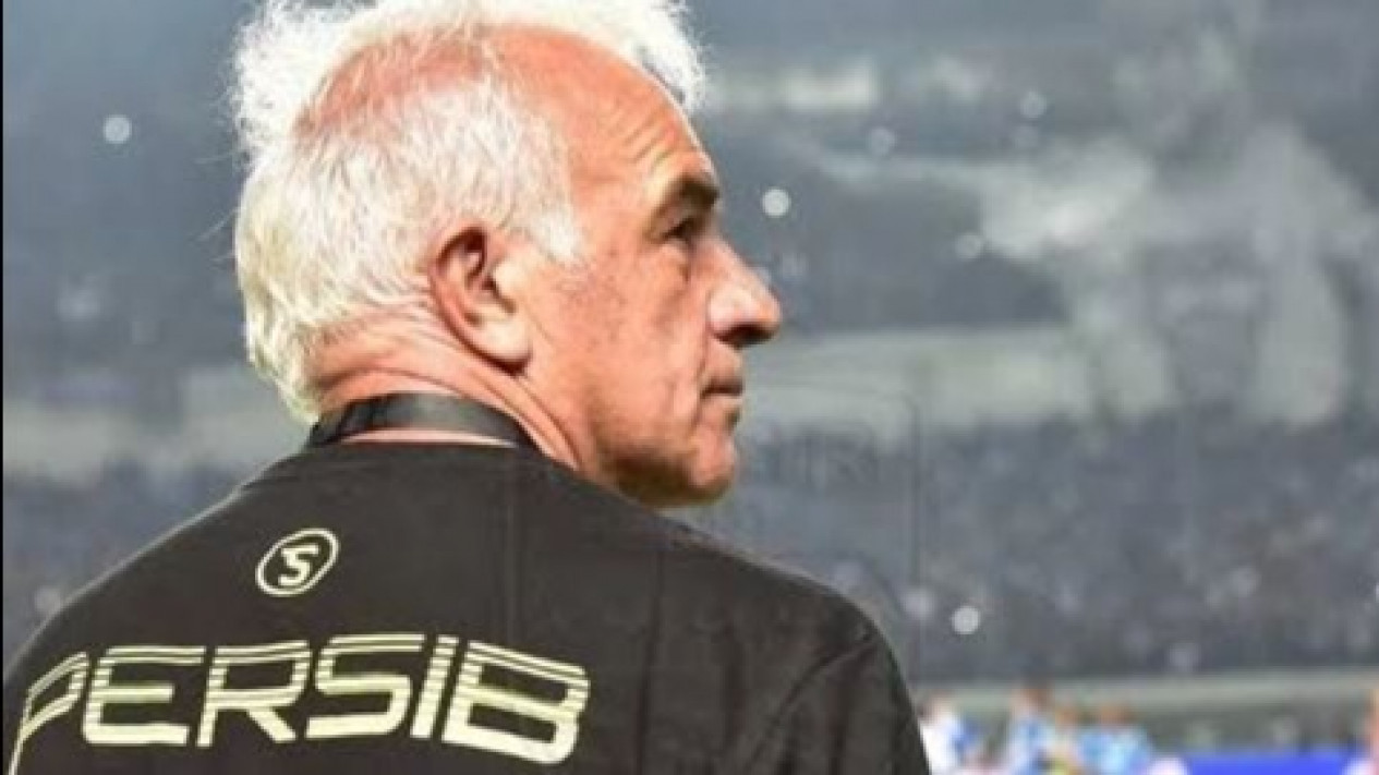 Alasan Kuat Mario Gomez Bakal Latih Persib Bandung Lagi setelah Luis Milla Mundur, Di Tangan Pelatih Argentina Itu …
            - galeri foto