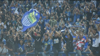 Viking Persib Club Rayakan Ulang Tahun ke-30 dengan Sederhana