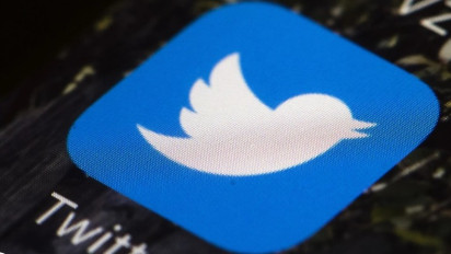 Musk: Twitter Kehilangan Uang karena Iklan Turun dan Perusahaan Memiliki Utang Besar