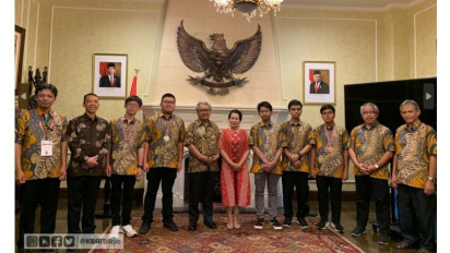 Dubes Heri Akhmadi Terima Siswa Indonesia Peraih Medali Olimpiade Fisika di Tokyo