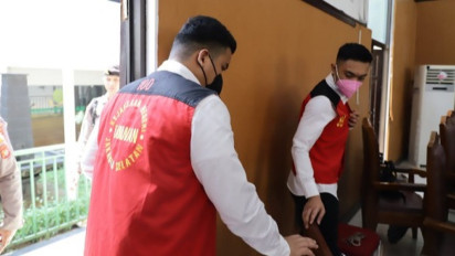 Paman David Ozora Beri Kesaksian Sikap Nyeleneh Mario Dandy Satriyo Asik Bermain Hape saat di Ruang Penyidik Polsek Pesanggrahan 