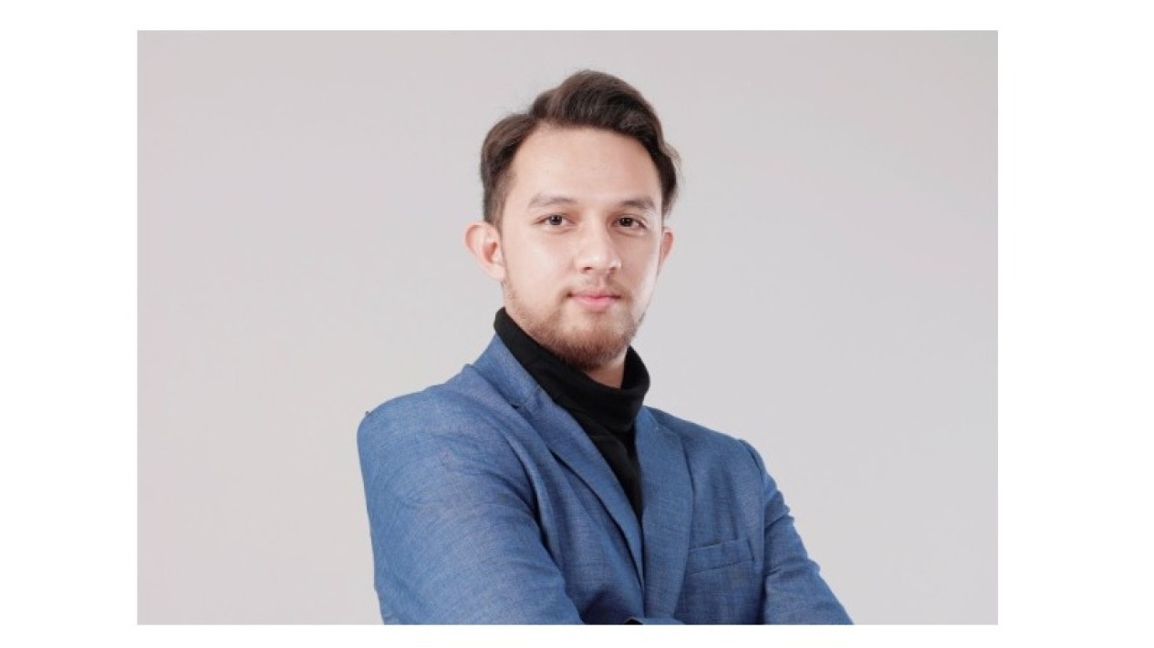 Revardi Syahputra, Pemuda yang Sukses Bangun Bisnis Skincare
            - galeri foto