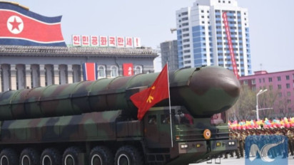 Kapal Selam Nuklir AS Tiba di Korea Selatan, Korea Utara Tembakkan Dua Rudal