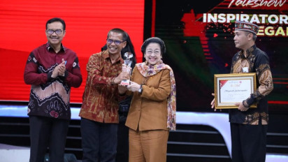 Ketua Dewan Pengarah BPIP Menerima Penghargaan sebagai Penggerak dan Inspirator Cegah Stunting