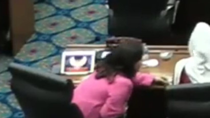 Ketar-ketir Ketahuan Main Gim Judi Online Saat Rapat Paripurna, Cinta Mega Dipanggil PDIP