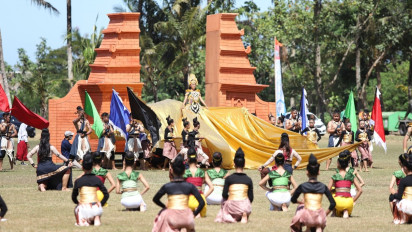 192 Penari Tampil dalam Tarian Kolosal Bertema Hangukuhi Jatining Diri di Bantul