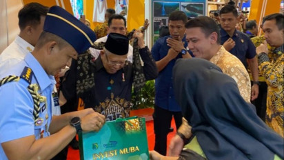 Wakil Presiden Ma'ruf Amin Tampil Memukau di Acara Rakernas Apkasi dengan Balutan Baju Batik Gambo Muba