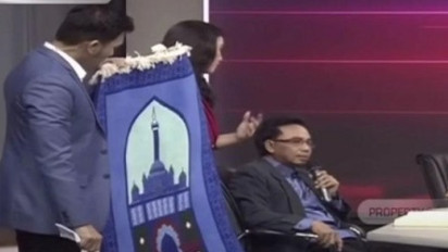 Dosen UIN Jakarta Beli Sajadah Biru Khas Al Zaytun Seharga Rp1,5 Juta, Begini Ceritanya