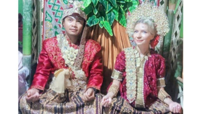 Nikahi Bule Cantik Asal Polandia hingga Viral, Ini Mahar yang Diberikan Pemuda Bugis Sinjai