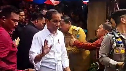 Kunjungan Jokowi, Bupati Bengkulu Utara Ditarik Paksa Tim Pengamanan