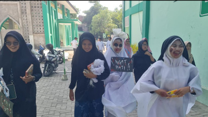 Penampakan Pocong Tobat di MAN Surabaya, Ada Apa?