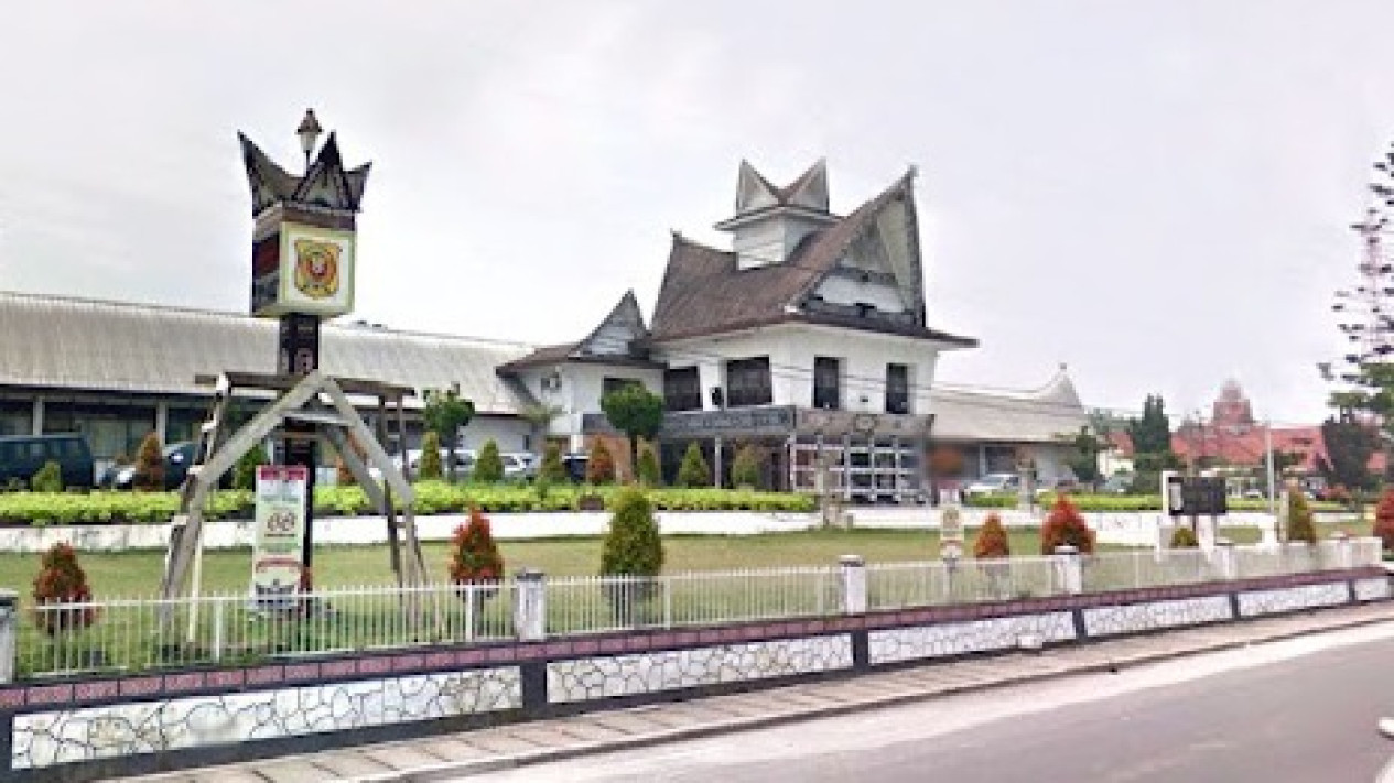 Daftar Nama Pejabat di Kabupaten Dairi, 3 Posisi Kursi Masih Kosong
            - galeri foto