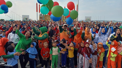 Peringatan Hari Anak Nasional ke-39 Sebanyak 8.578 Peserta didik se-Kabupaten Karimun, Antusias Ikuti launching Senam Profil Pelajar Pancasila