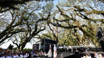 Keren, Fashion Show di Banyuwangi Digelar di Tengah Hutan Djawatan