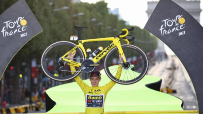 Jonas Vingegaard Juara Tour de France 2 Kali Secara Beruntun