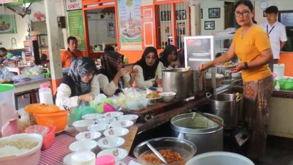Menikmati Sensasi Soto Klehtuk Khas Blora Berbahan Singkong