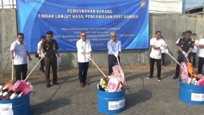 Menteri Perdagangan Zulkifli Hasan Musnahkan Barang Impor Ilegal Senilai Rp12 Miliar
