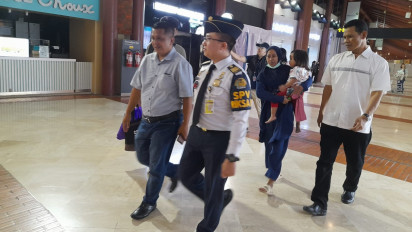 Polda Lampung Pulangkan WNA Malaysia yang Diperas Suami Pengangguran