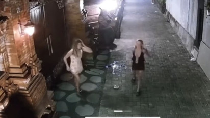 Viral Dua Bule Wanita Kencing di Depan Rumah Warga Bali, Lurah: Kami Sangat Risih!