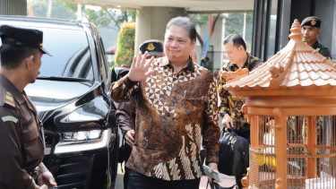 Diperiksa Kejagung 12 Jam, Airlangga Ditanya soal Kebijakannya Atasi Minyak Goreng Langka