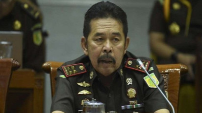 Pejabat Kejagung Dicopot Karena Dugaan Terima Suap Dari Pengusaha Tambang, Ini Profilnya