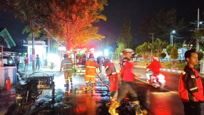 Diduga Korsleting Listrik, Sebuah Bentor di Probolinggo Ludes Terbakar