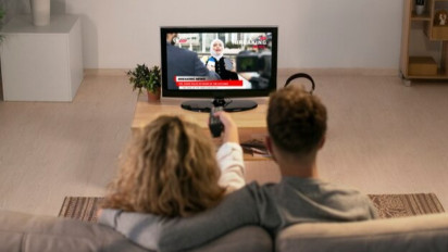 Rekomendasi dan Kelebihan TV LED Berbagai Ukuran dan Tips Memilih TV dengan Ukuran yang Tepat