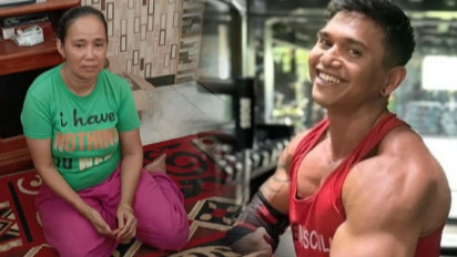 Sambil Menitikkan Air Mata, Ibu Justyn Vicky: Saya Bangga, 'Dia Sering Kirimi Saya Uang'
