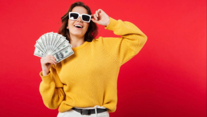 Ketiban Rezeki Seabrek, Ini 5 Shio yang Diprediksi Menjadi Sultan Kaya Raya di Tahun Kelinci Air 2023, Bisa Belanja Apa Saja!