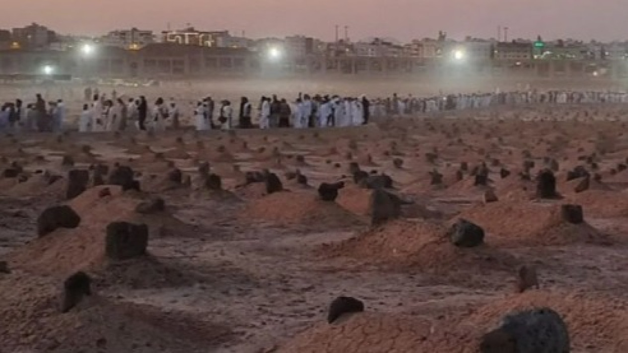Mengenal Ali Zainal Abidin, Ahlul Bait yang Selamat dari Tragedi Karbala, Buya Yahya: Itulah Keturunan Imam Al-Husein, Para Habaib
            - galeri foto