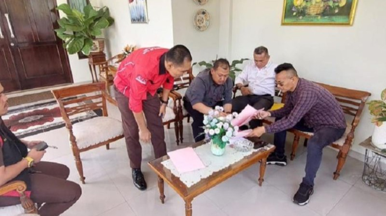 Kejati Jambi Sita Aset Mantan Dirut Bank Jambi
            - galeri foto