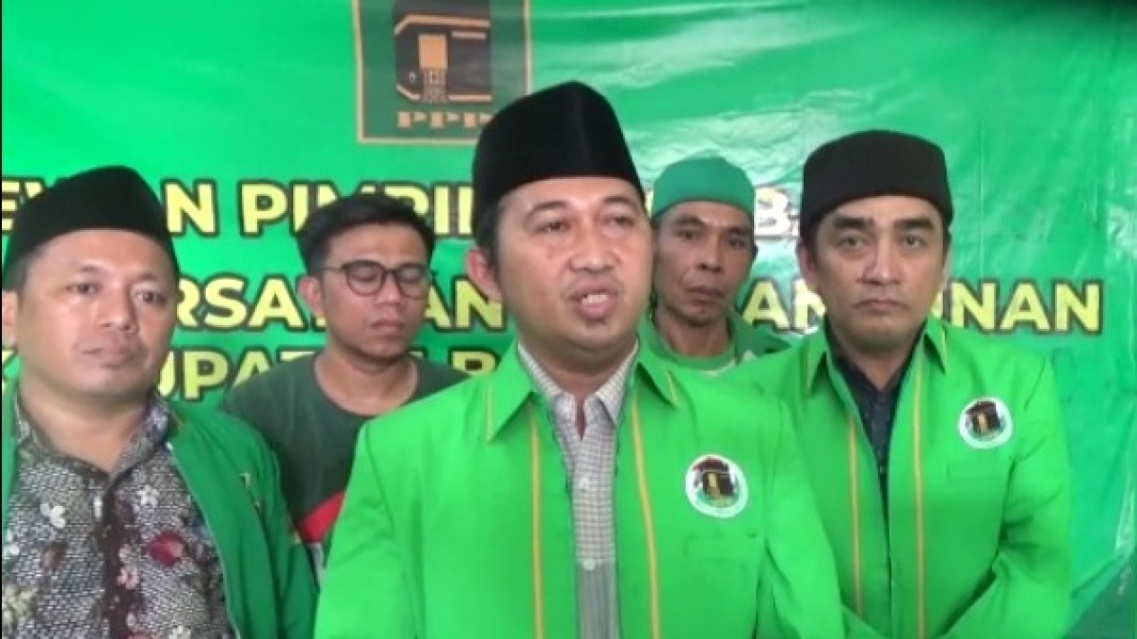 Oknum DPRD dari PPP Ditetapkan Tersangka Atas Kasus Penganiayaan Berdarah, Ini Kata Pengurus Partai
            - galeri foto