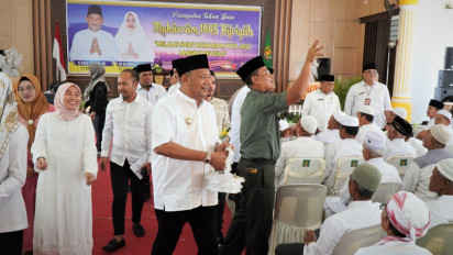 Kembali dari Tanah Suci, 360 Haji Langkat Ditepung Tawari