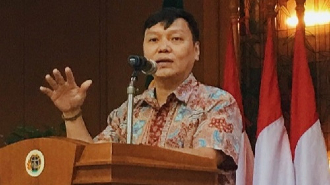 Jubir Anies Baswedan Blak-blakan Sindir Luhut Binsar Pandjaitan: Indonesia Tak Butuh Super Minister
            - galeri foto