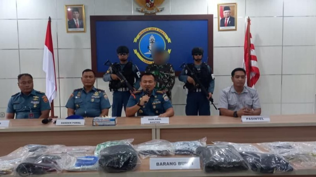 Berbekal Air Softgun, UH Menyamar Jadi Anggota TNI AL Gadungan
            - galeri foto