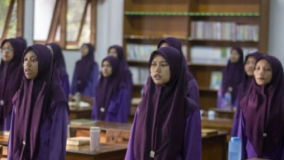 KBM di Al Zaytun Berjalan Lancar Meski Banjir Polemik, Santriwati: Tugas Kami Belajar