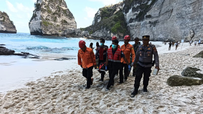 Terseret Arus, Wisatawan asal India Meninggal Dunia di Pantai Diamond Nusa Penida Bali