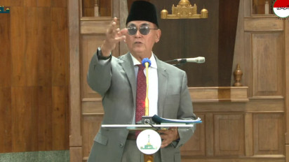 Dipanggil Polisi kok Mangkir, Panji Gumilang Ngakunya Cedera Tangan, Dedengkot Al Zaytun Itu Ternyata Kecelakaan...