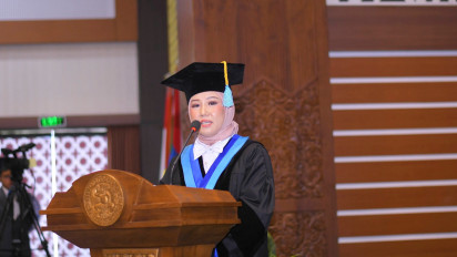 Guru Besar Unair Usulkan Program Pemberdayaan Bagi Perempuan HIV/AIDS