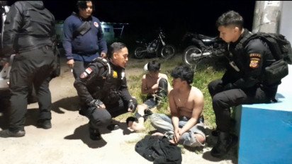 Dua Anggota Geng Motor yang Masih Berstatus Pelajar di Tasikmalaya Nekat Lempar Mobil Patroli Polisi Hingga Kaca Pecah