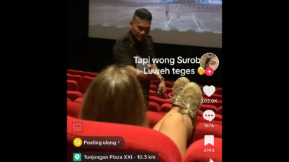 Tegas! Security Tegur Bule Selonjorkan Kaki di Kursi Saat Nonton Bioskop Tuai Pujian Warganet