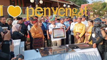 Sandiaga Uno Kunjungi Desa Wisata Pulau Penyengat, Nominasi 75 Desa Wisata Terbaik Anugerah Desa Wisata Indonesia 2023